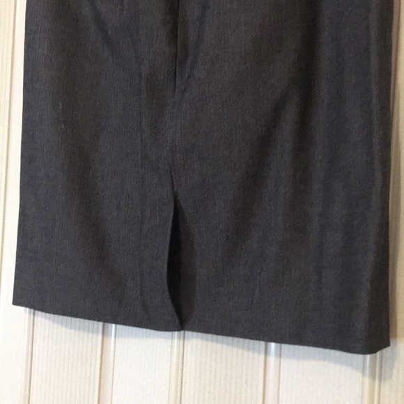 Banana Republic Skirt - Picture 3 of 6